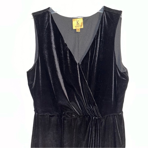 KASPER size PM black velvet sleeveless dress - Picture 3 of 6
